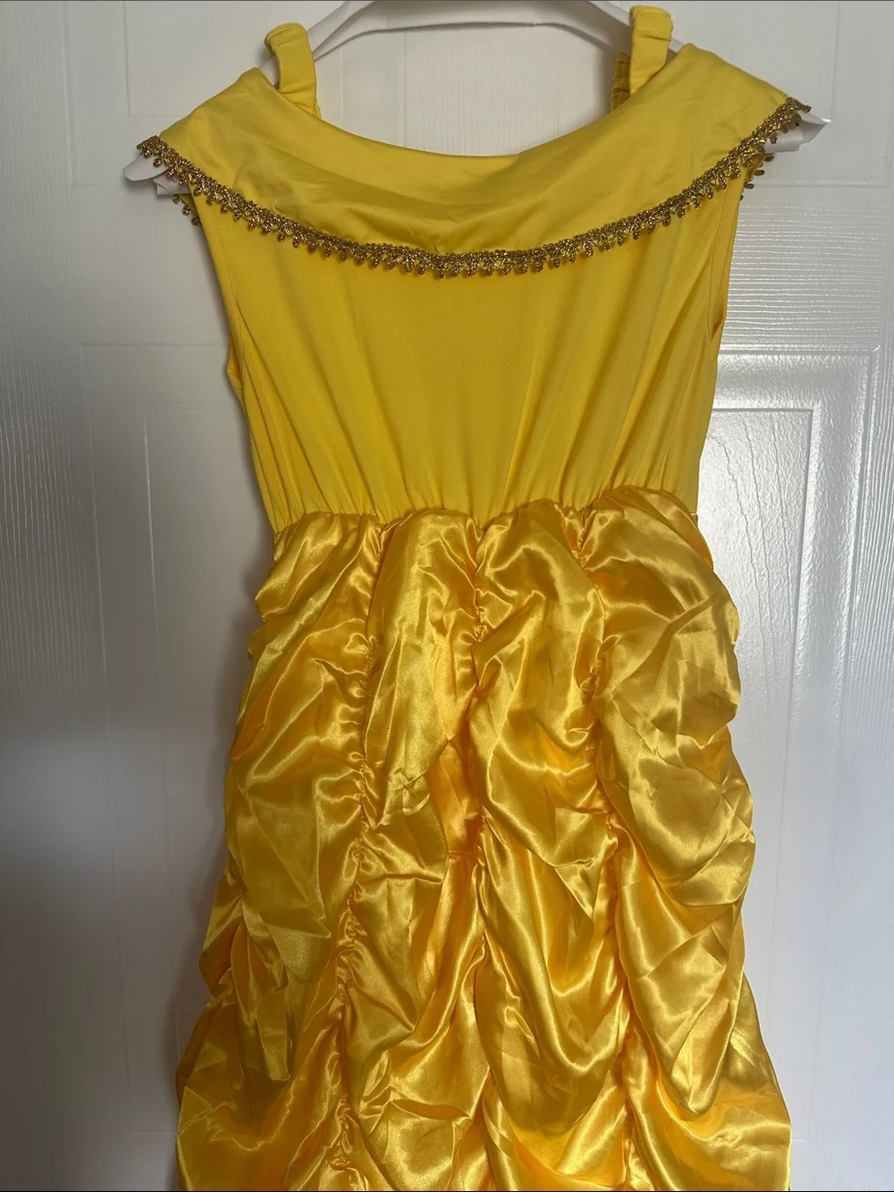 NWOT Yellow Girls Formal Princess Dress with Rose Accent size Medium